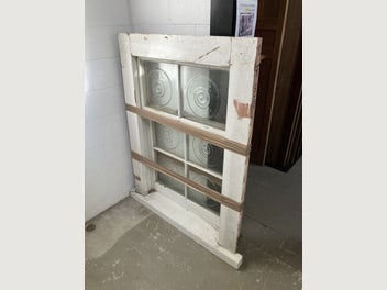 Image 1 of 7