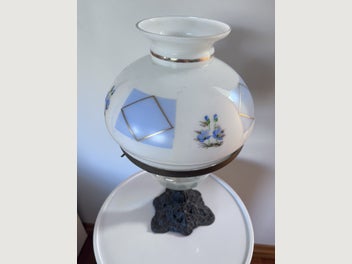 Image 1 of 7