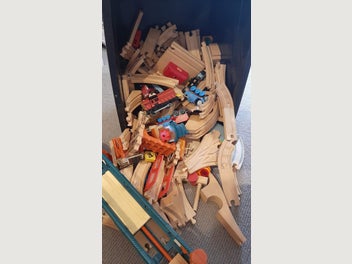 Image 1 of 7