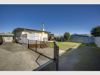 Image 1 of 1