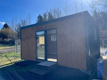 Image 1 of 8