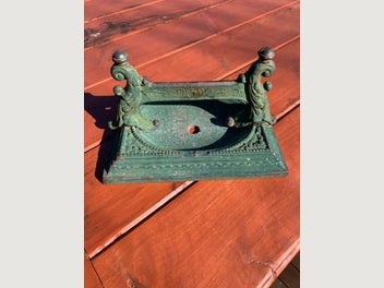 Image 1 of 3
