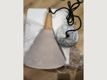 Image 1 of 7