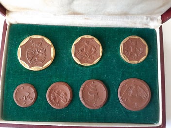 Image 1 of 4