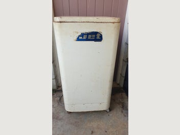 Image 1 of 4