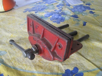 Image 1 of 3