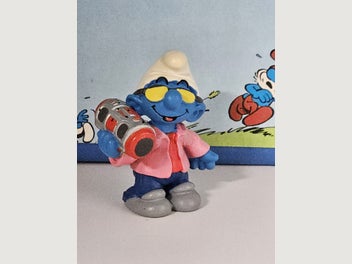 Image 1 of 4