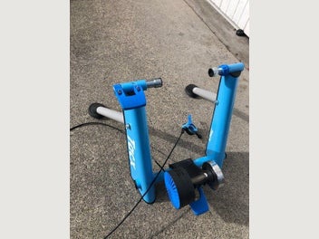 Image 1 of 7