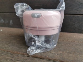 Image 1 of 7