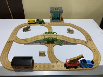 Image 1 of 7