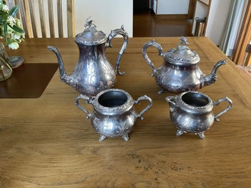 Image 1 of 3