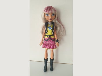 Image 1 of 6