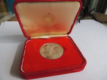 Image 1 of 2