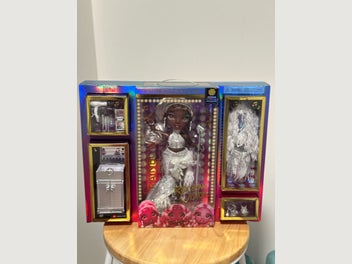 Image 1 of 1
