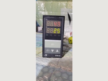 Image 1 of 6