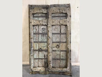 Image 1 of 7