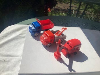 Image 1 of 6