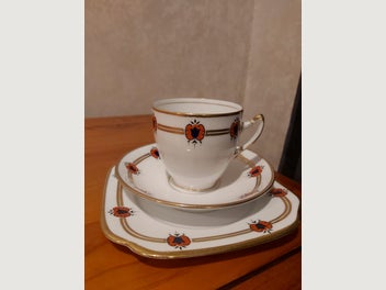 Image 1 of 3
