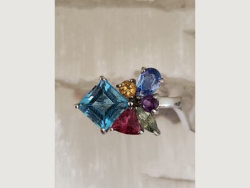 Image 1 of 8