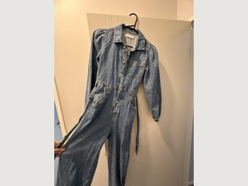 Image 1 of 8