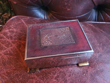 Image 1 of 7