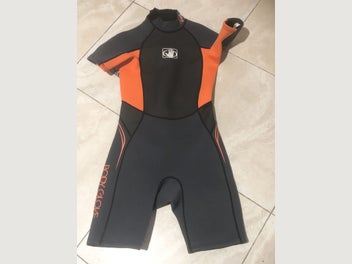 Image 1 of 3
