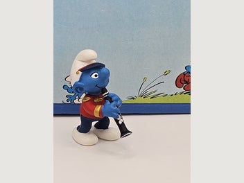 Image 1 of 4
