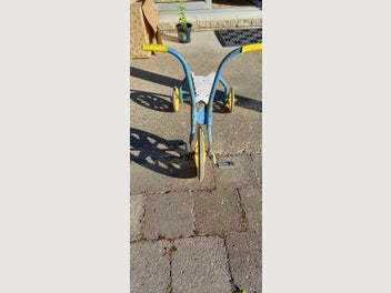 Image 1 of 4