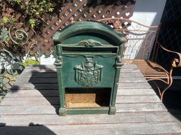 Image 1 of 10