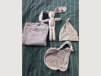 Image 1 of 5