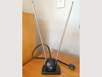 Image 1 of 2