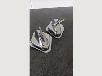 Image 1 of 4