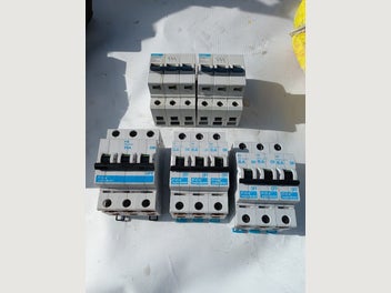 Image 1 of 5