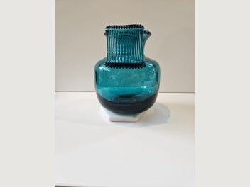Image 1 of 7