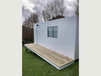 Image 1 of 7