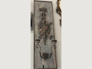 Image 1 of 6