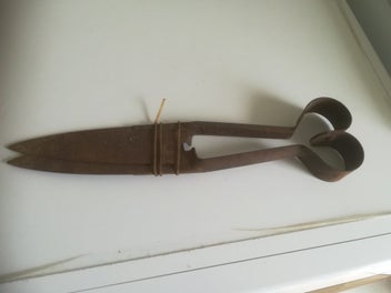 Image 1 of 3