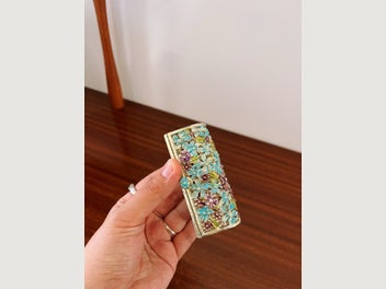 Image 1 of 6