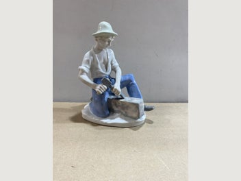 Image 1 of 6