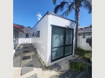 Image 1 of 10