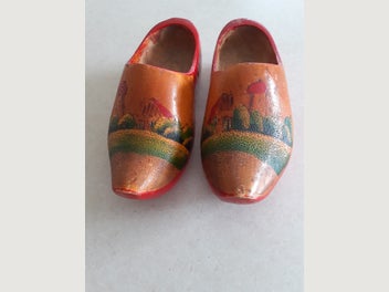 Image 1 of 2
