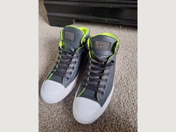 Image 1 of 6