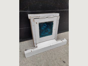 Image 1 of 8
