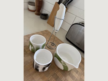 Image 1 of 6