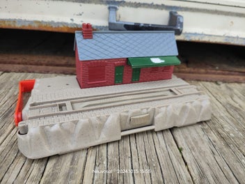 Image 1 of 4