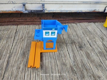 Image 1 of 3