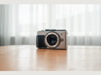 Image 1 of 8