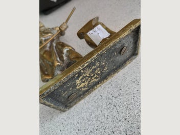 Image 1 of 7