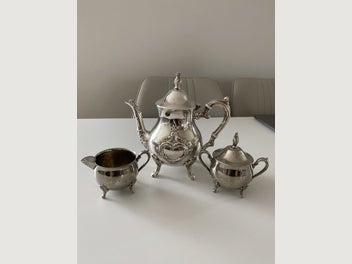 Image 1 of 6