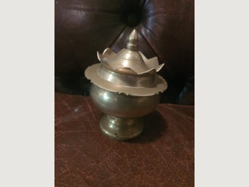 Image 1 of 4